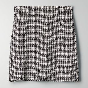 Aritzia Babaton Bryn Skirt